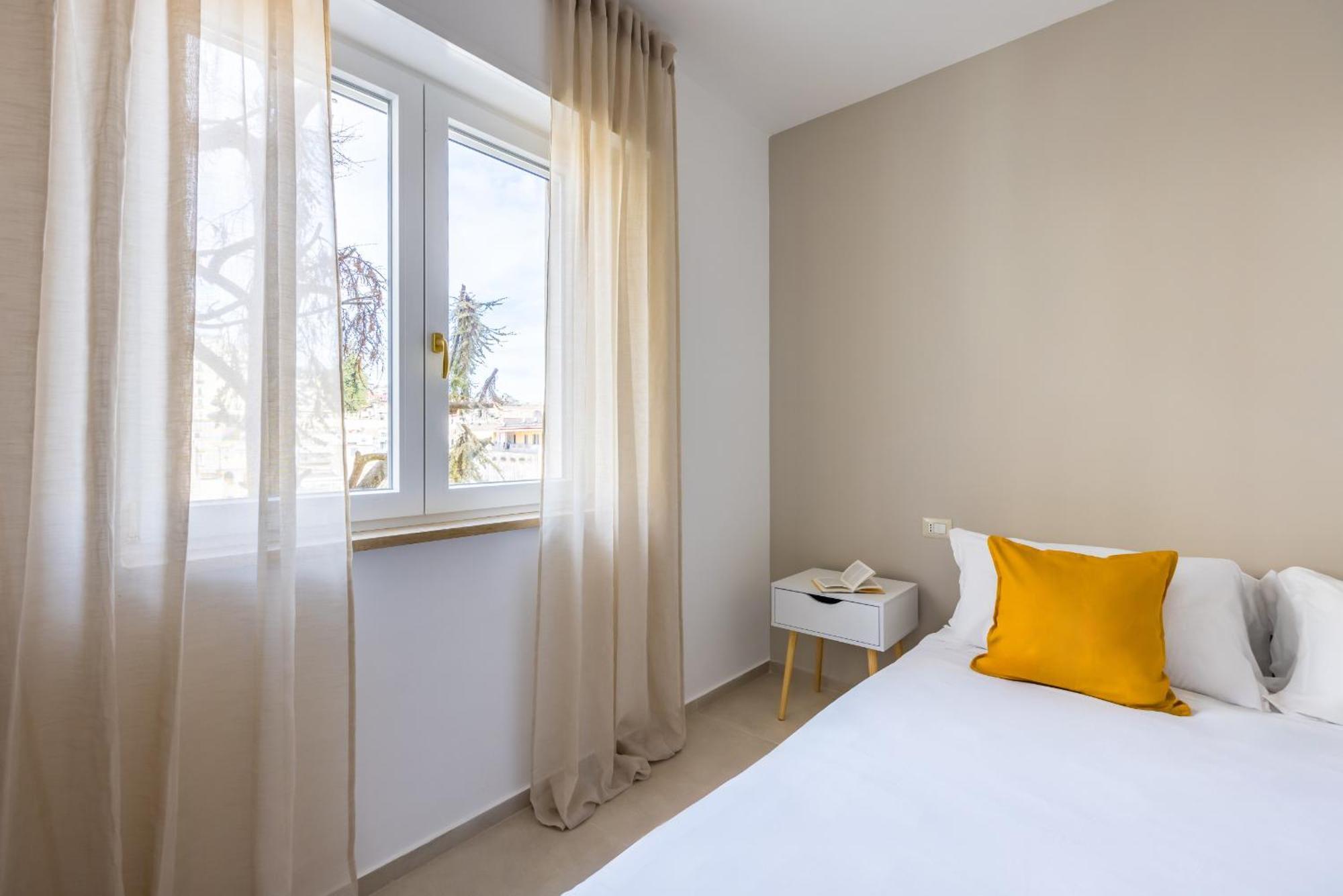 Montesanto View Rooms By Wonderful Italy เนเปิลส์ ภายนอก รูปภาพ