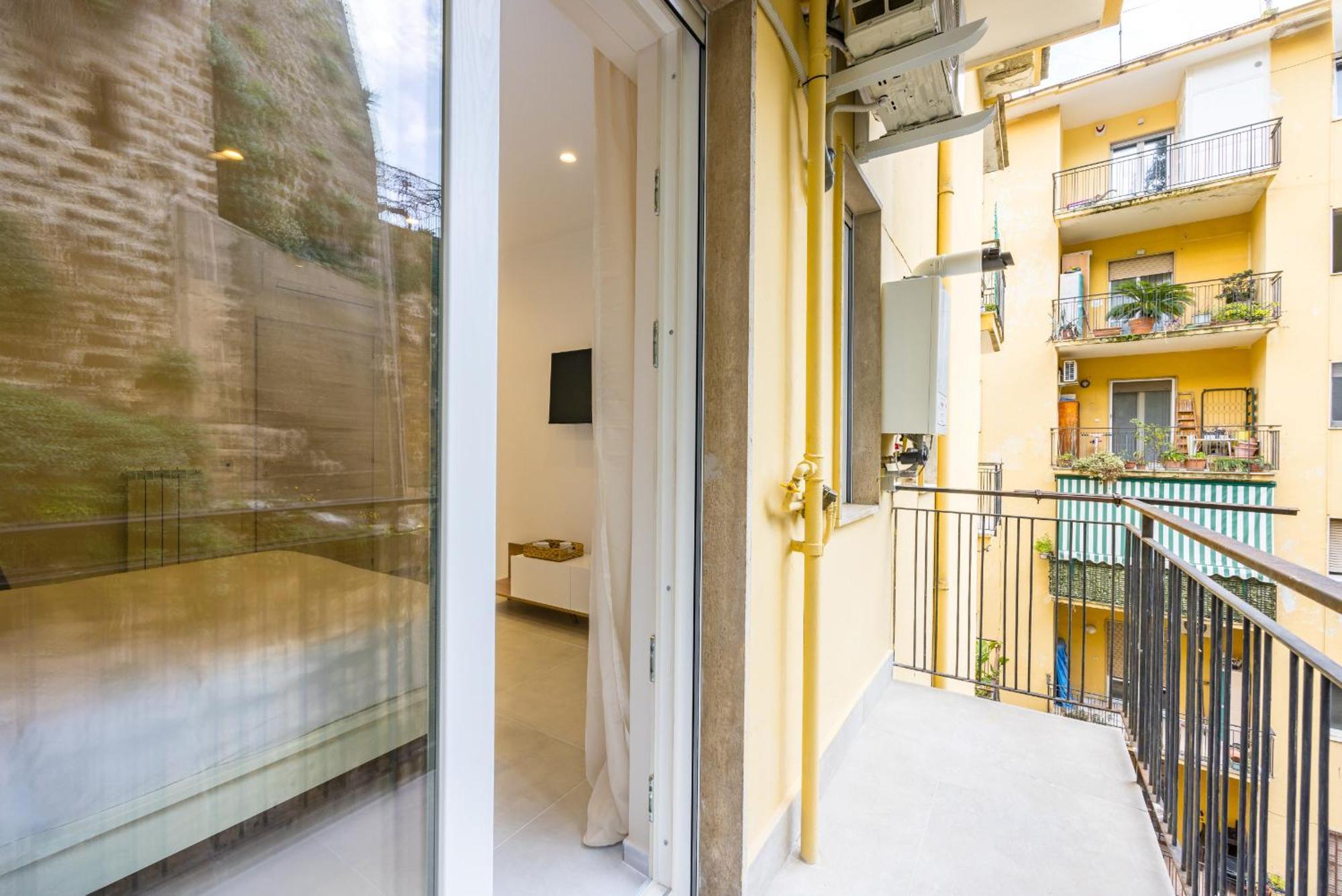 Montesanto View Rooms By Wonderful Italy เนเปิลส์ ภายนอก รูปภาพ