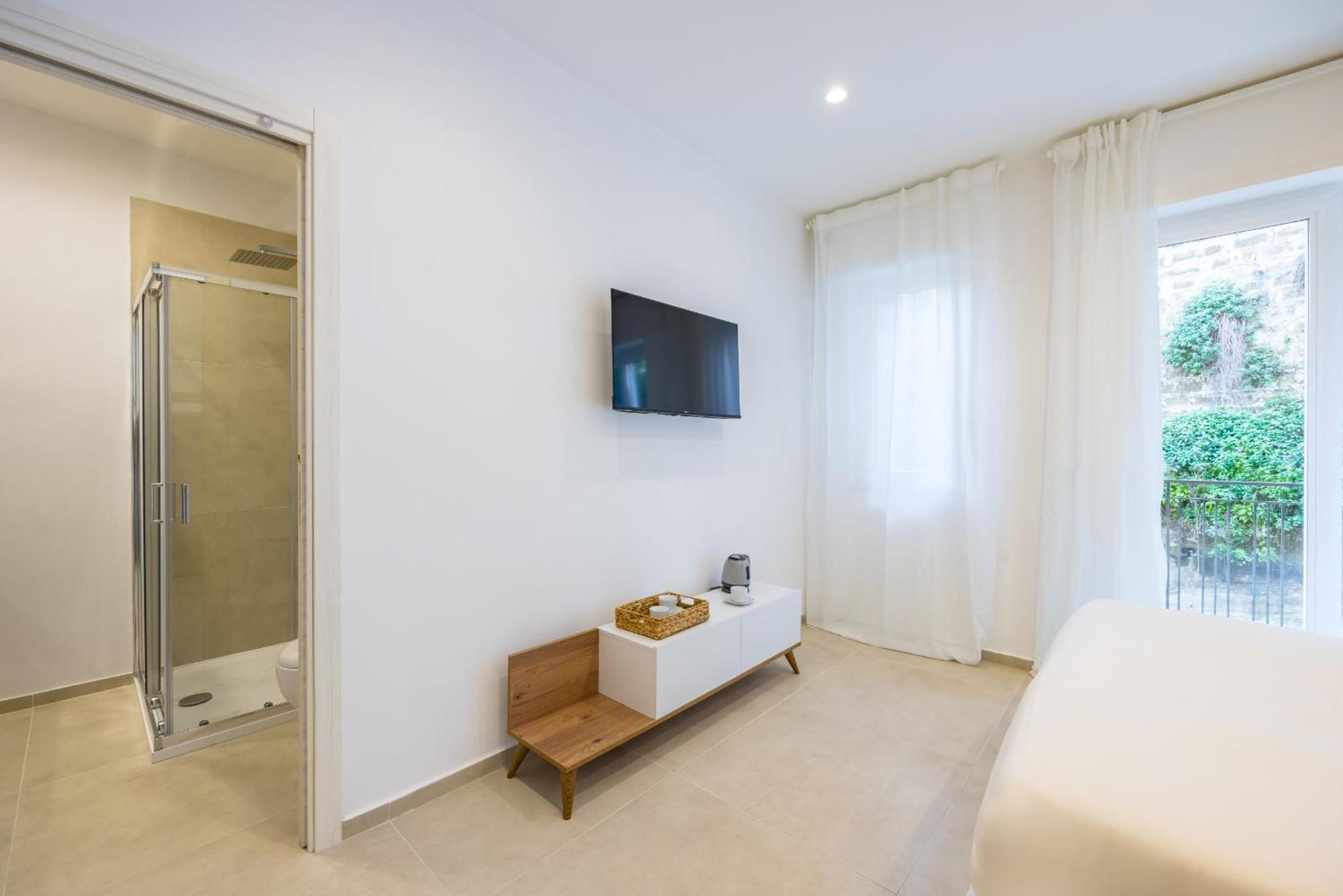 Montesanto View Rooms By Wonderful Italy เนเปิลส์ ภายนอก รูปภาพ