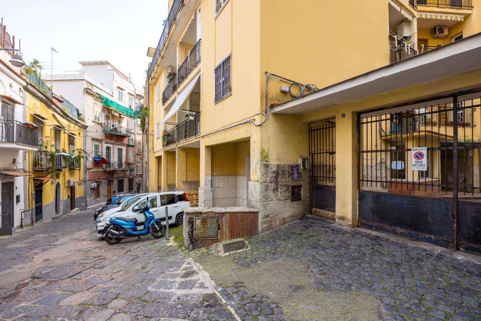 Montesanto View Rooms By Wonderful Italy เนเปิลส์ ภายนอก รูปภาพ